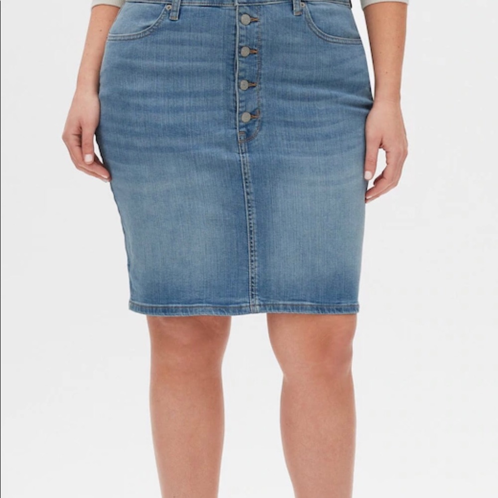 Women’s High-Waisted Denim Pencil Skirt